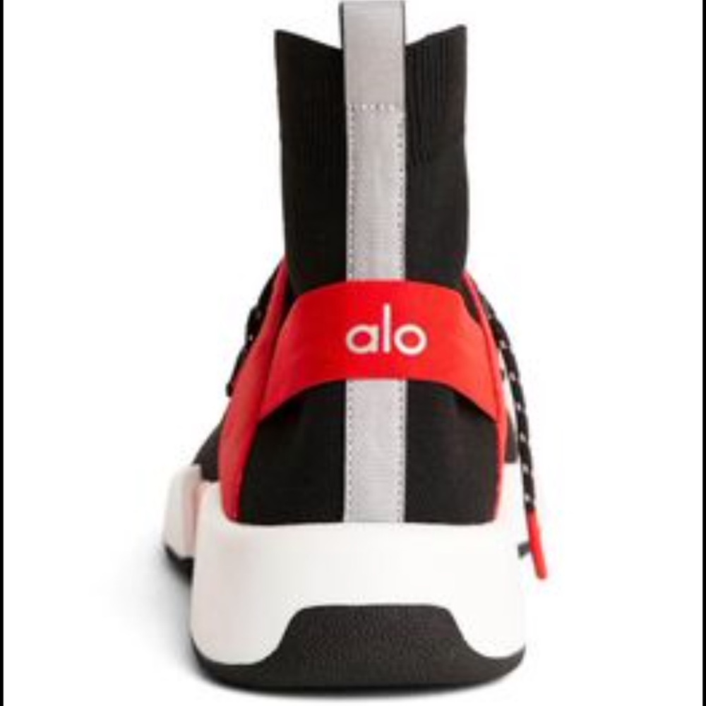 New in box alo yoga sneakers size 10 women’s